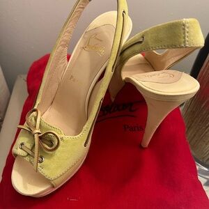 Christian Louboutin Jefferson Plato 140. Lime Green suede Slingback Heels